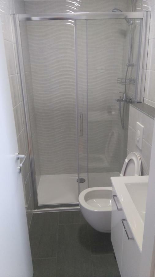 Rooms Ive 罗佐瓦克 外观 照片